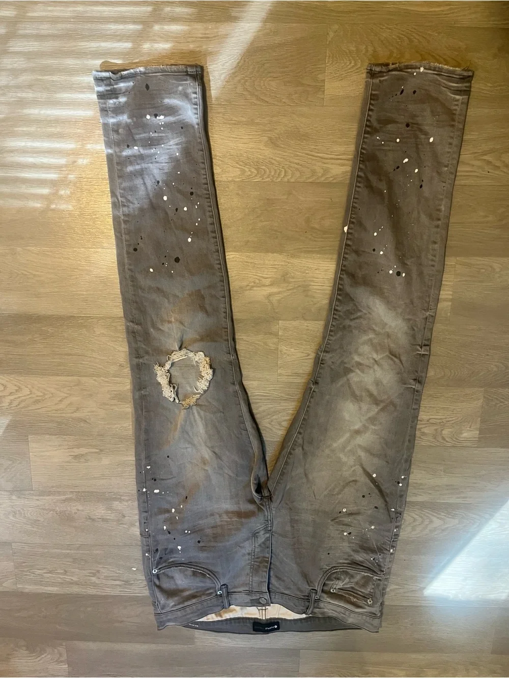 Men's Purple Brand Slim Straight Distressed Paint-Splatter‎ Jeans - Gray